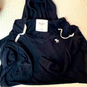 Abercrombie & Fitch hooded long sleeve shirt